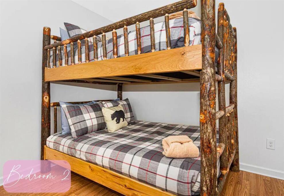 Willow Trace: Family Retreat, Hot Tub, Gaming! بيدجن فورج المظهر الخارجي الصورة